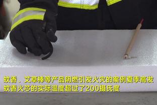 欧文：加福德这两场打得很棒 他已经成为了球队的中坚力量